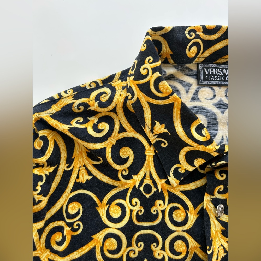 Authentic Versace Print Button Up - Picture 2 of 8